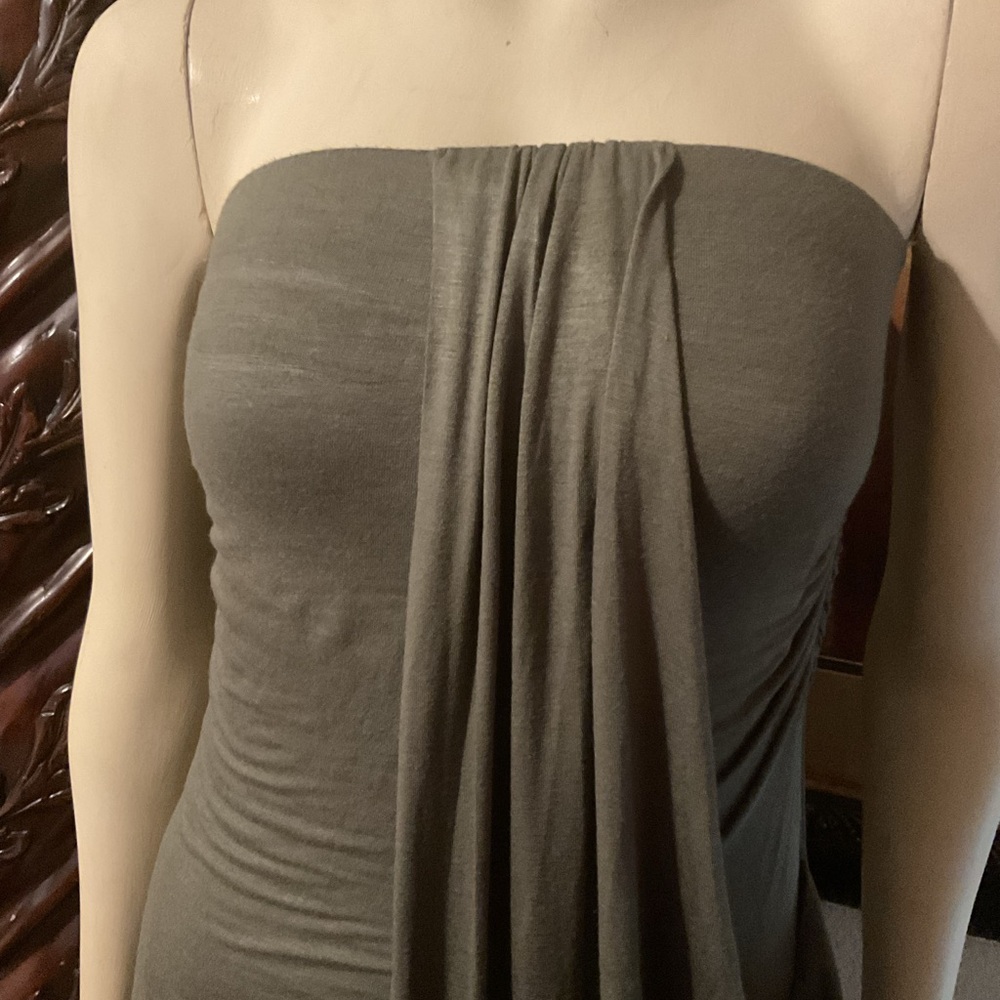 Love ♥️ Ari / Elegant Green Strapless Dress